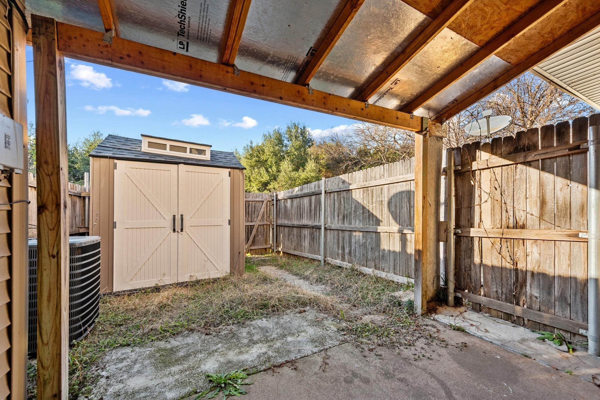 main property photo 10