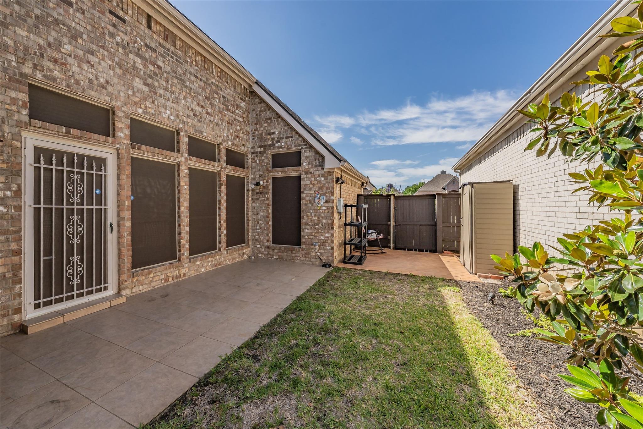 main property photo 31