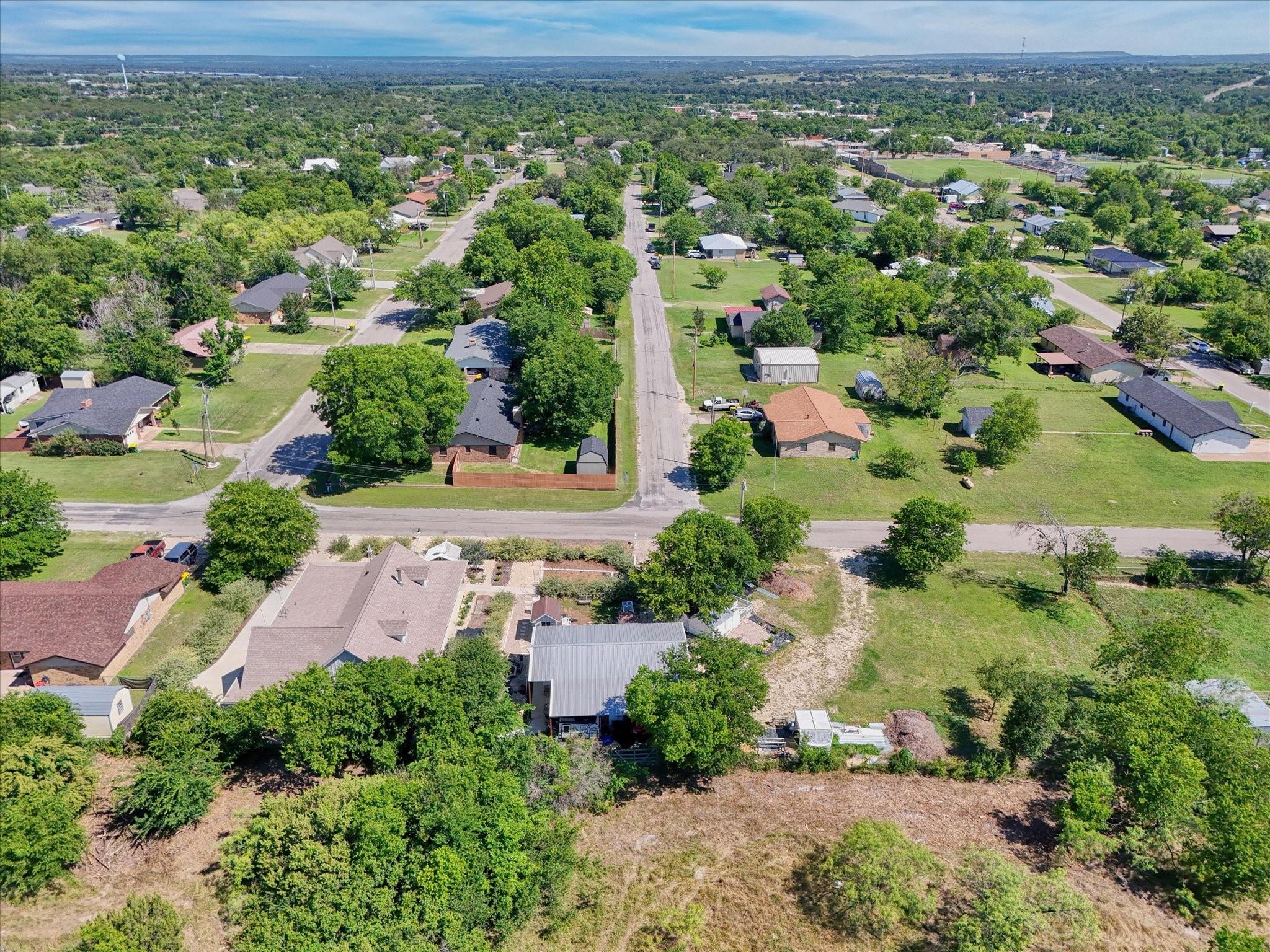 main property photo 6