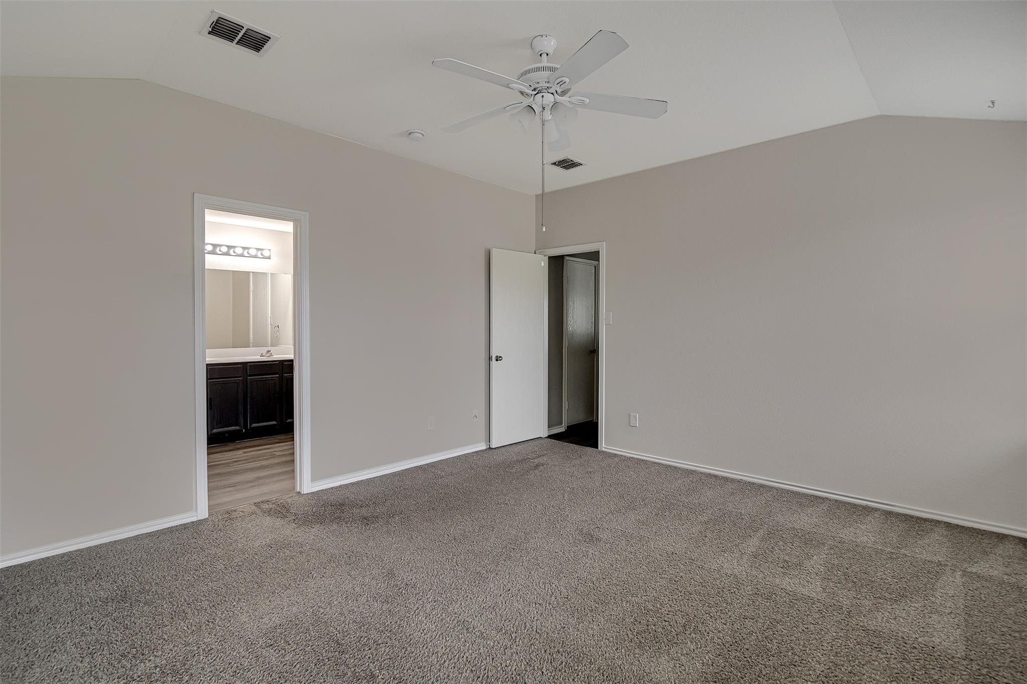 property viewer photo 19