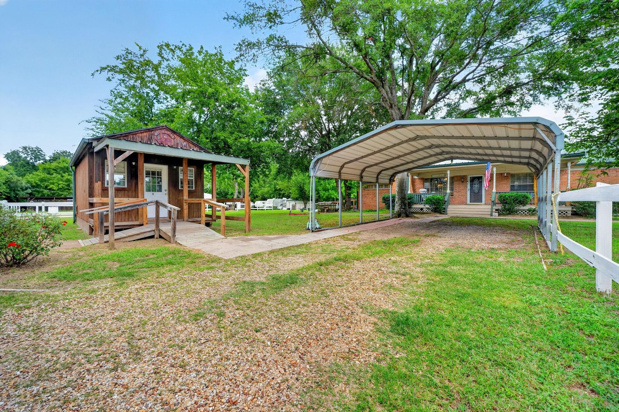 main property photo 24