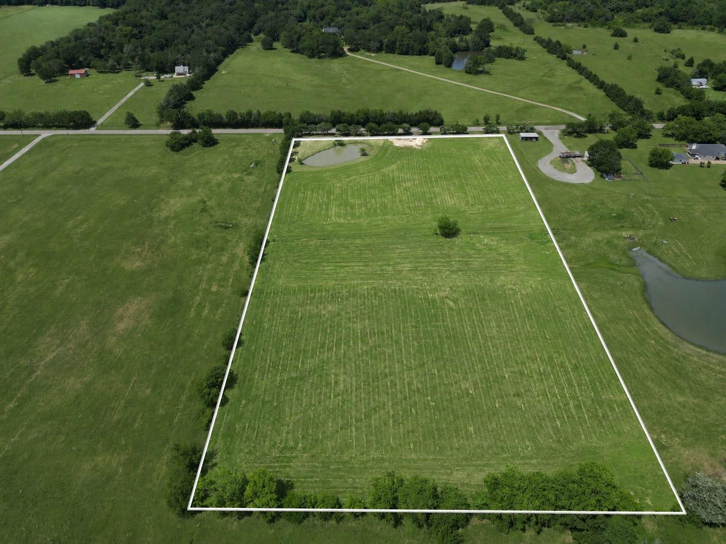main property photo 10