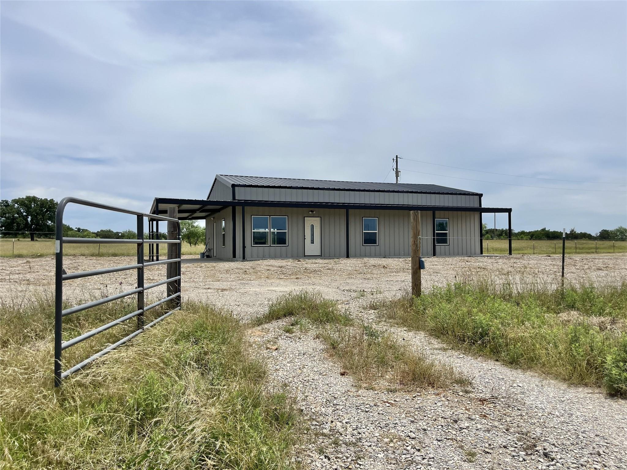 main property photo 19