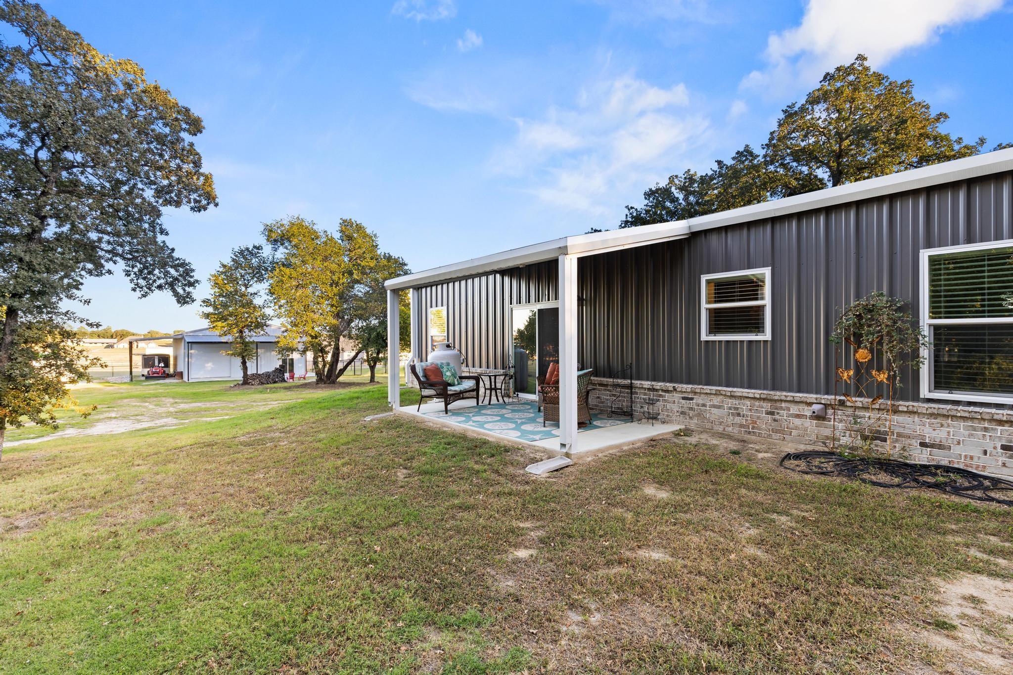 main property photo 20