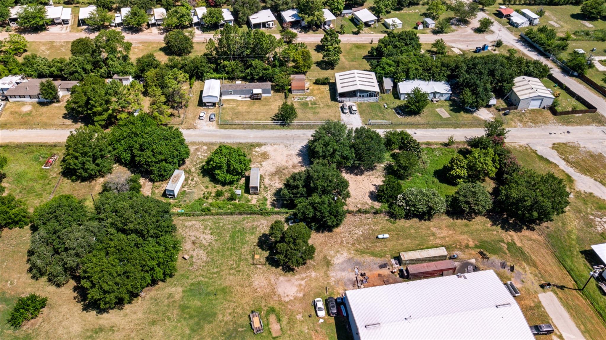 main property photo 15