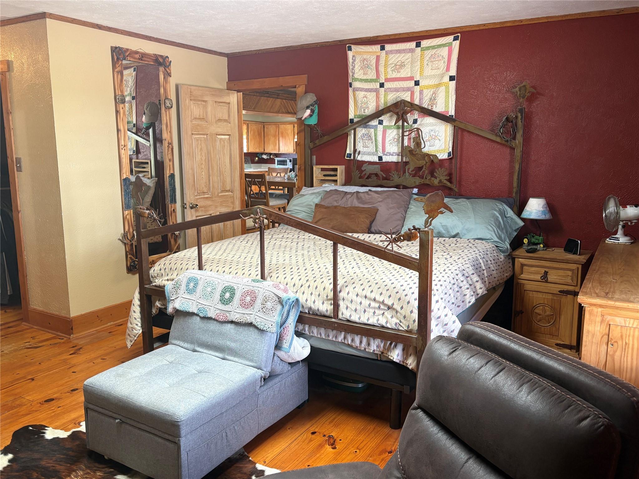 main property photo 26