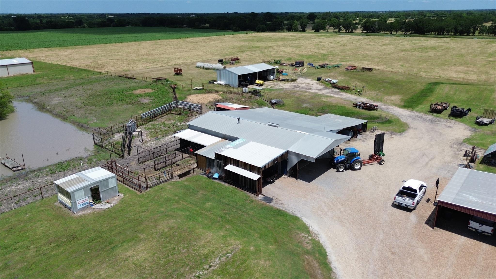 main property photo 5