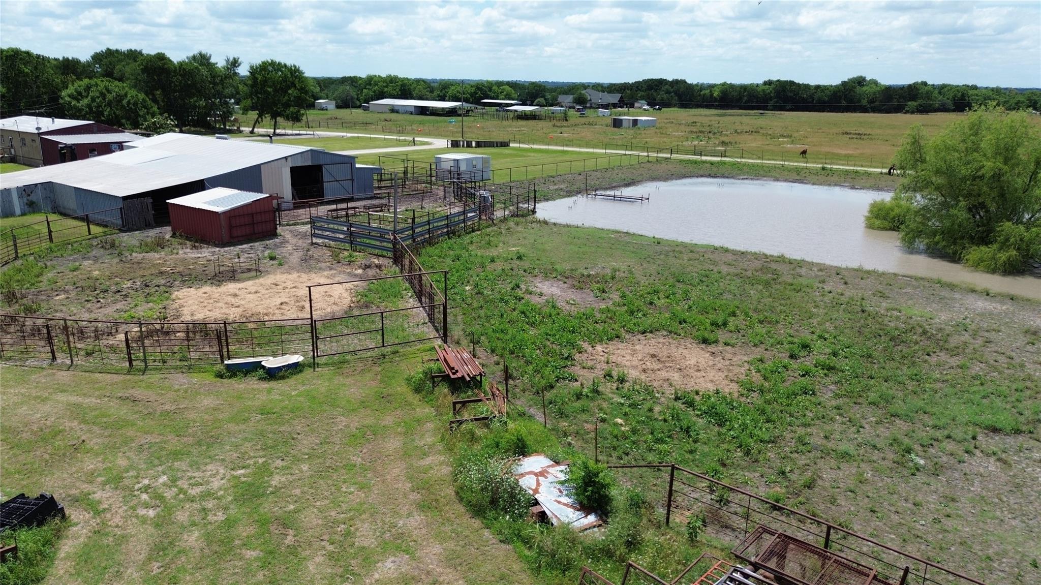 main property photo 7