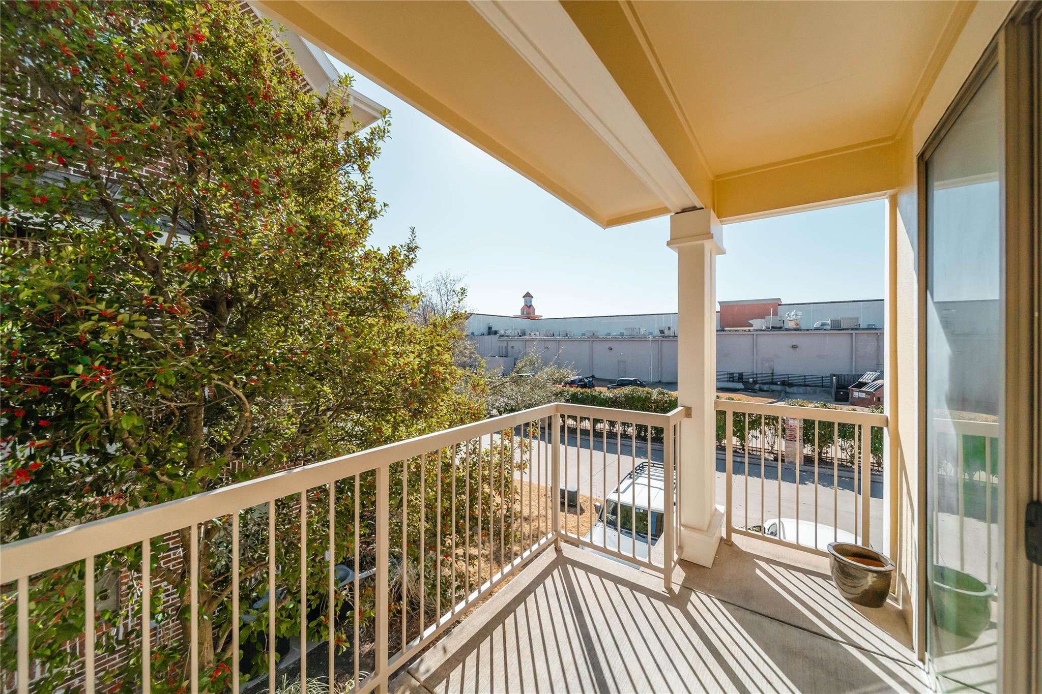 main property photo 16