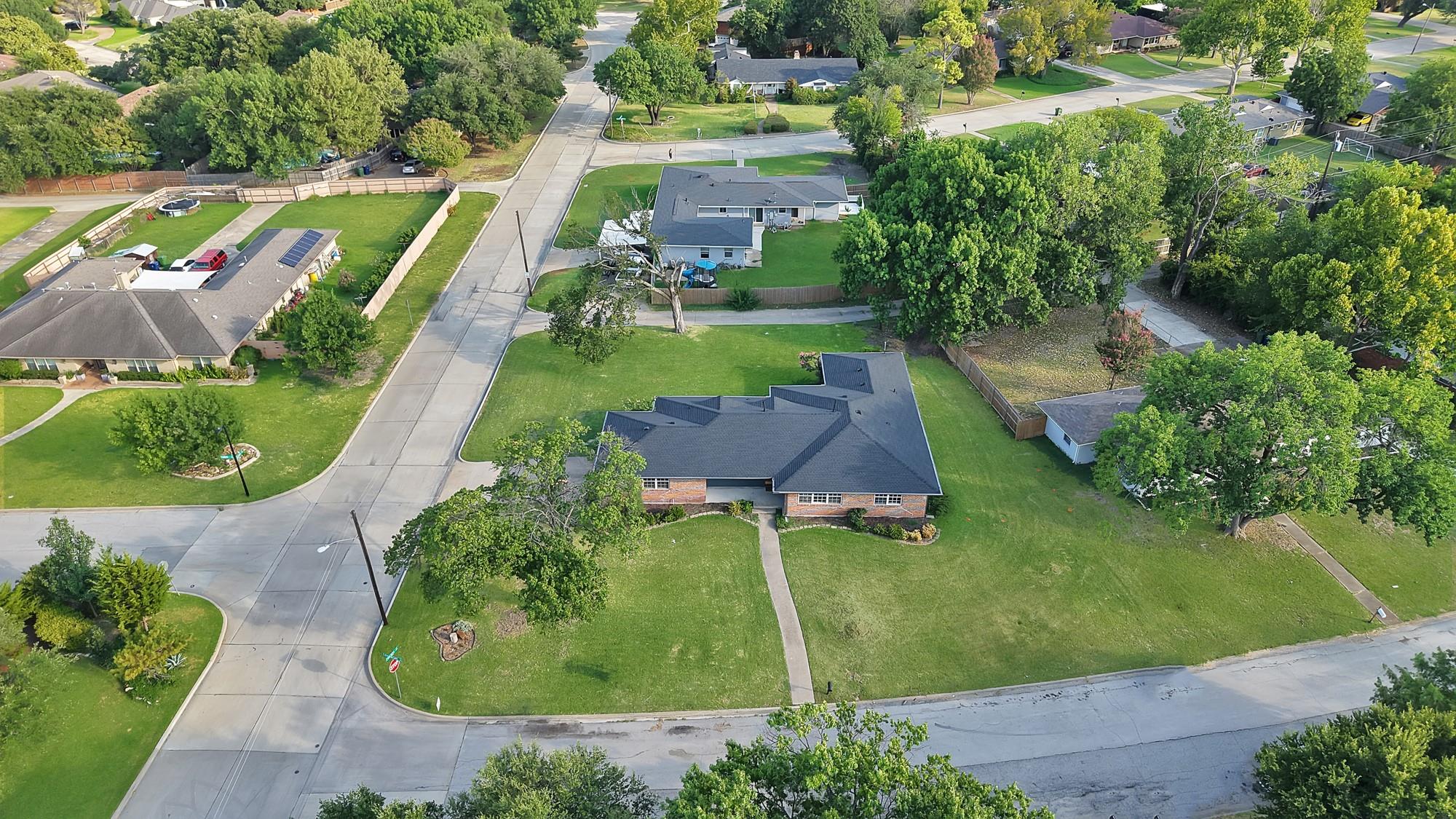 main property photo 27