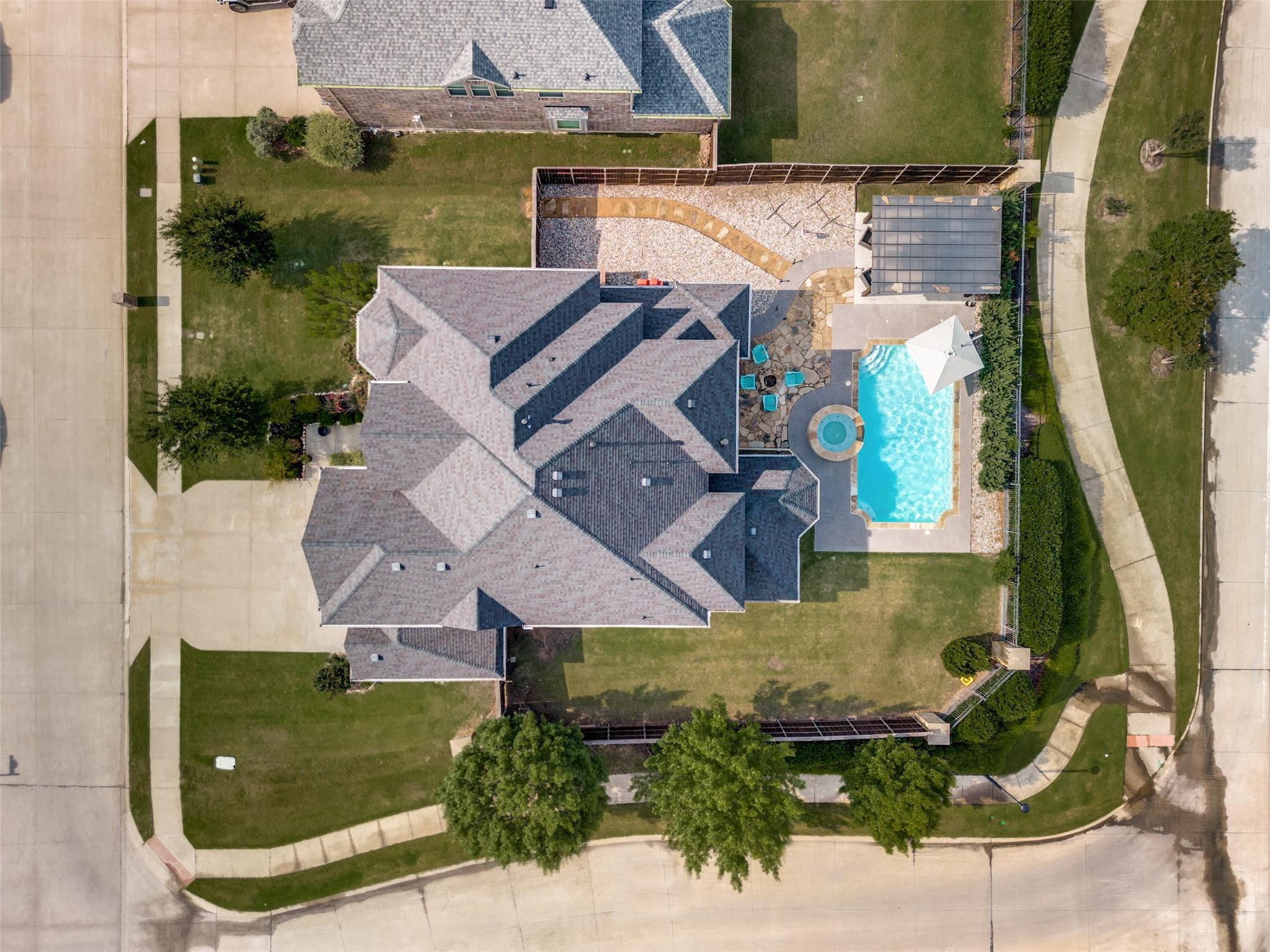 main property photo 29