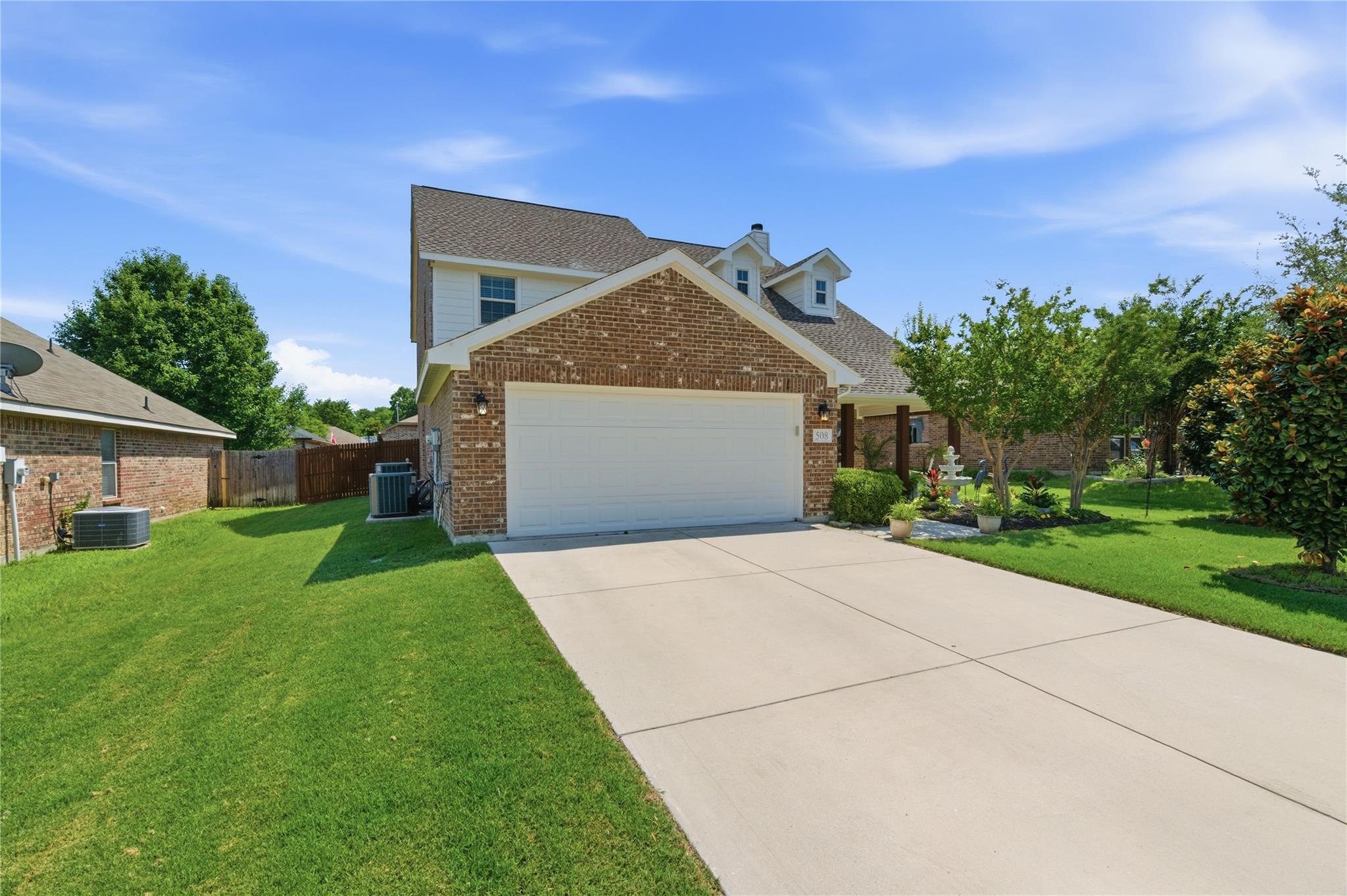 main property photo 4