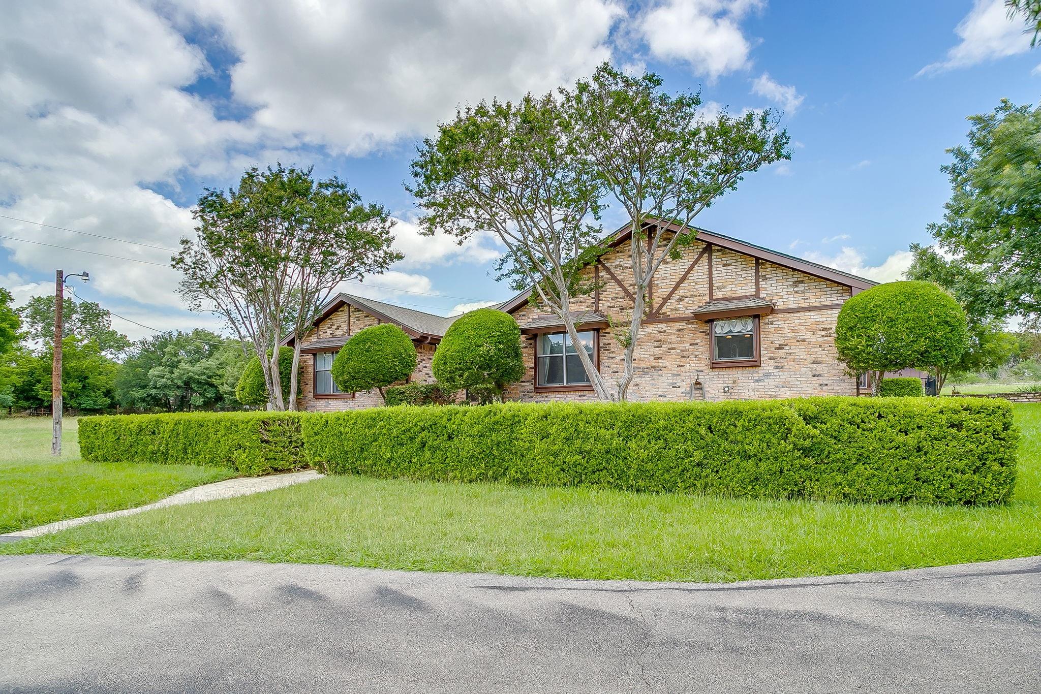 main property photo 5