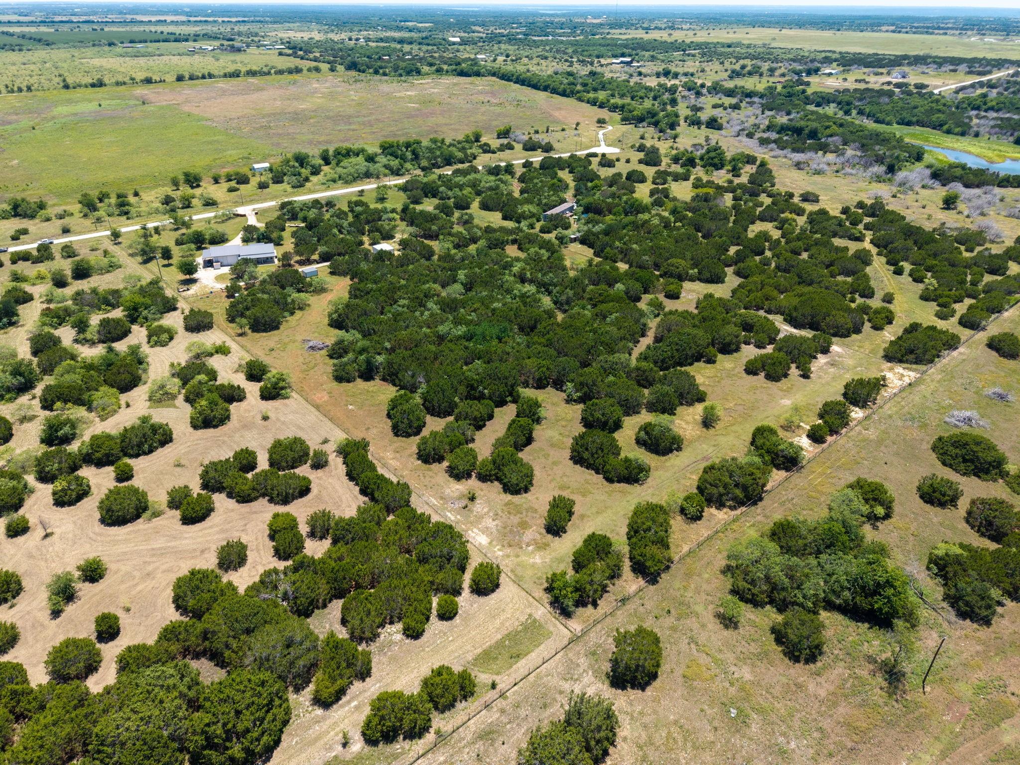 main property photo 13