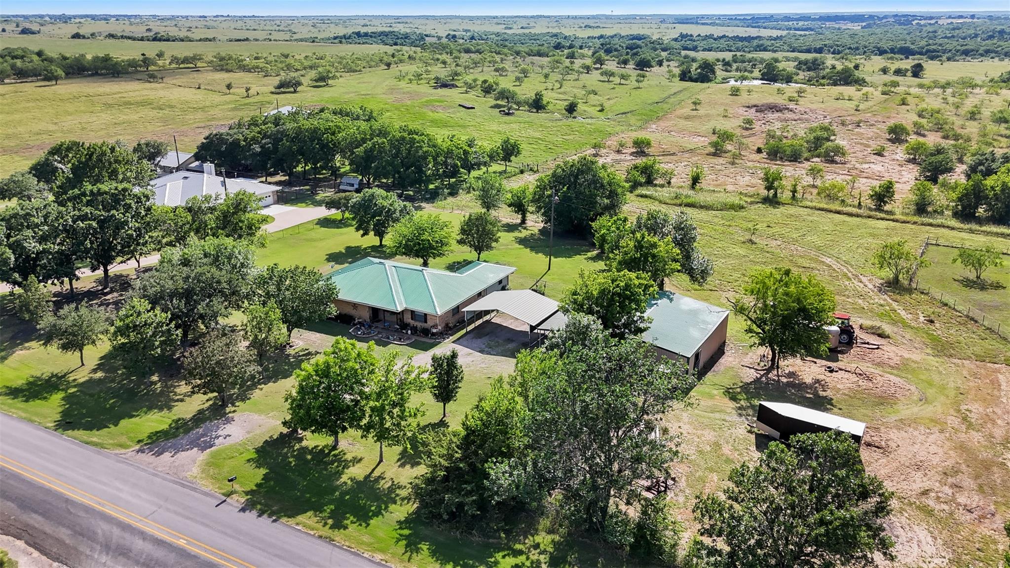 main property photo 26