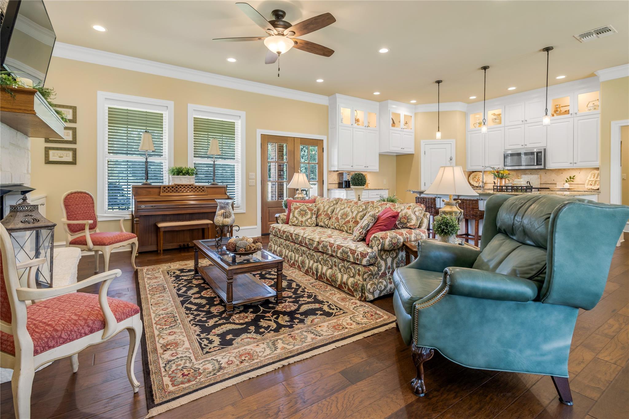 main property photo 2