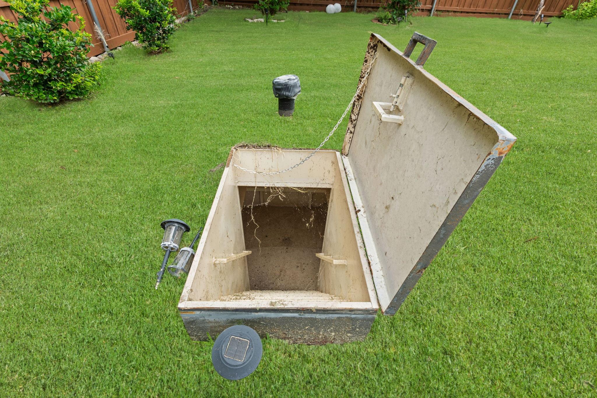 main property photo 37
