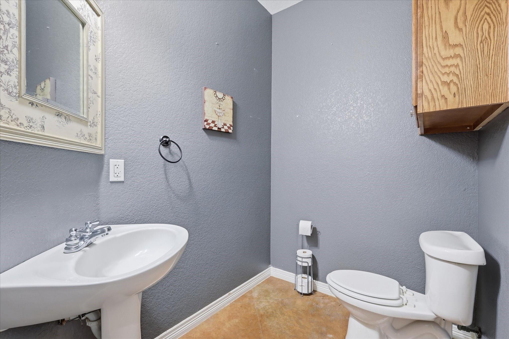 main property photo 11