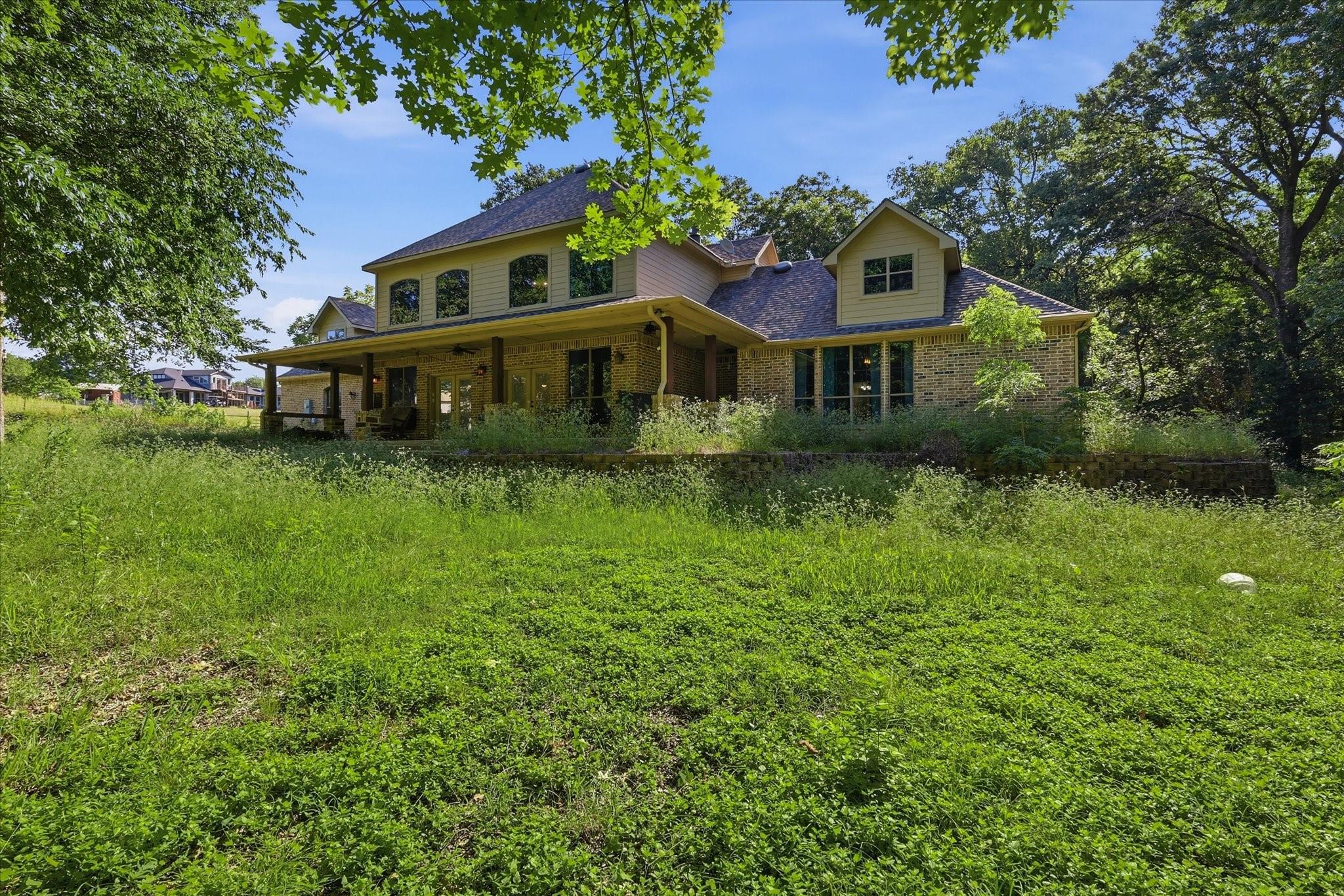 main property photo 30