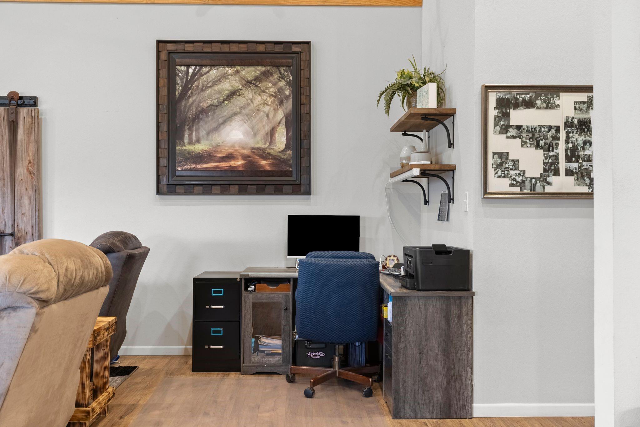 main property photo 16