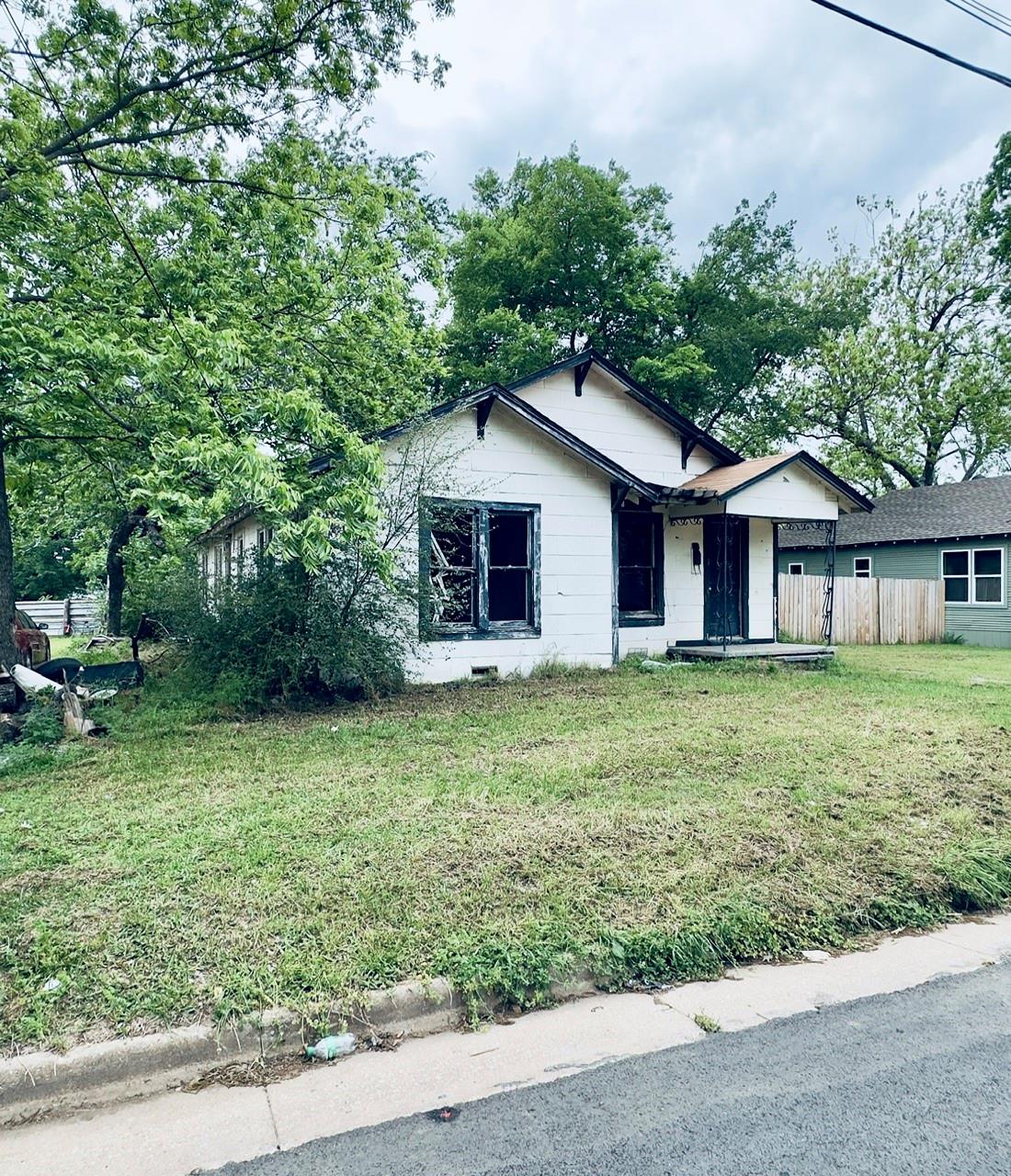main property photo 7