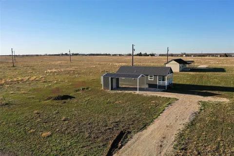 main property photo 17