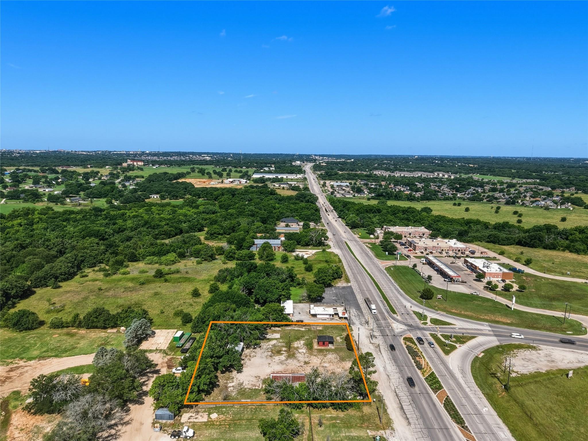 main property photo 3