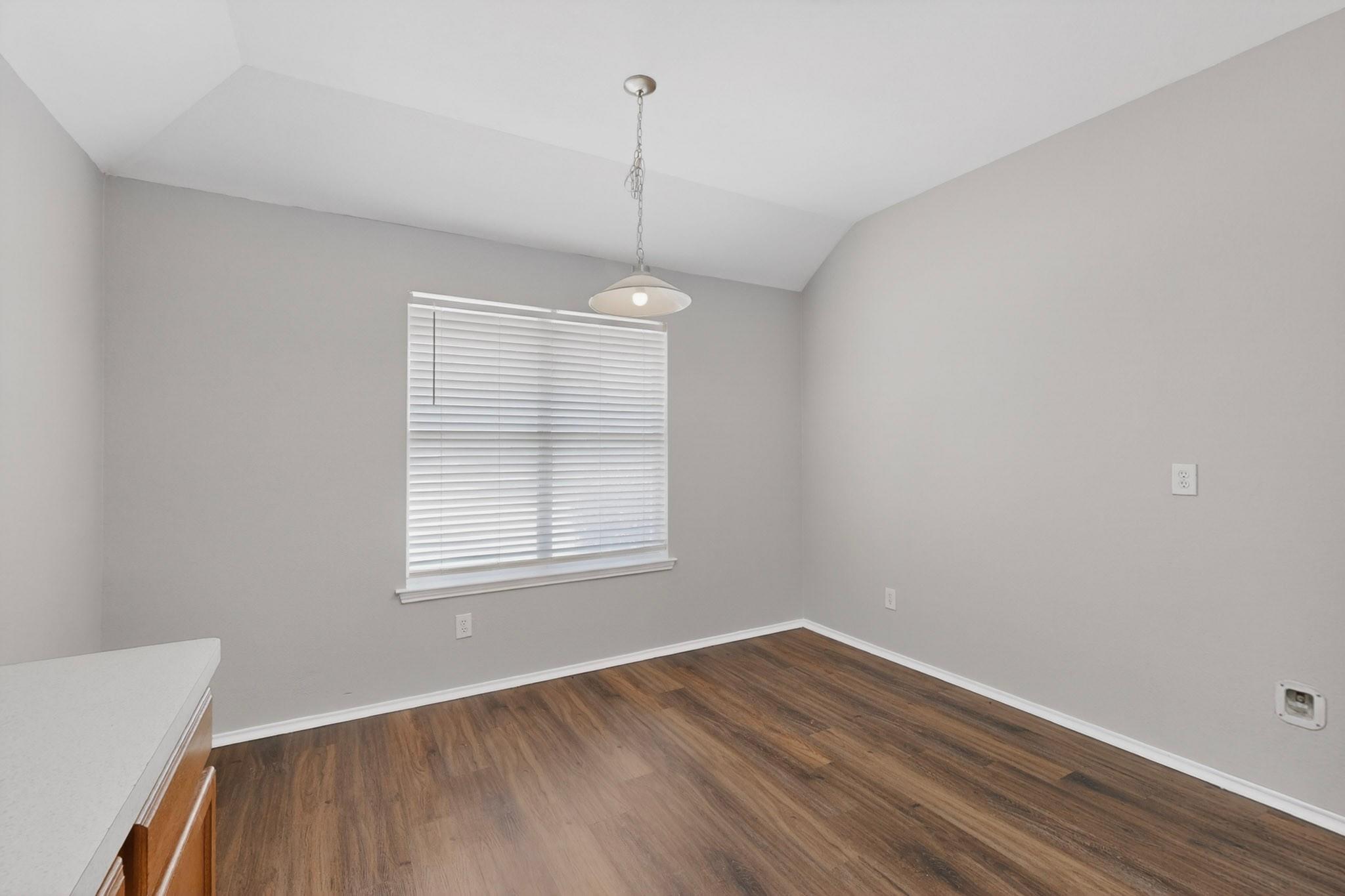 property viewer photo 12
