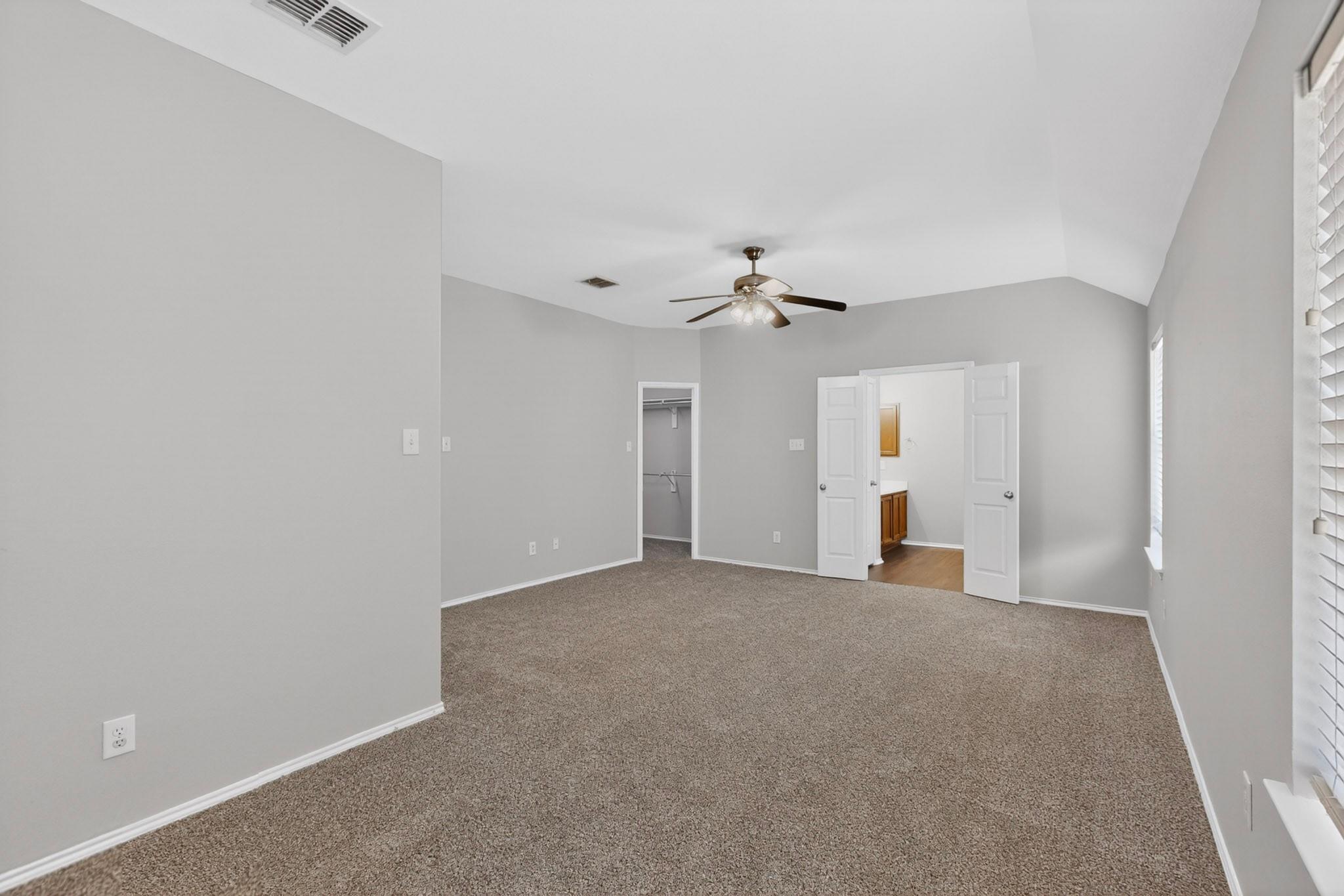 property viewer photo 15