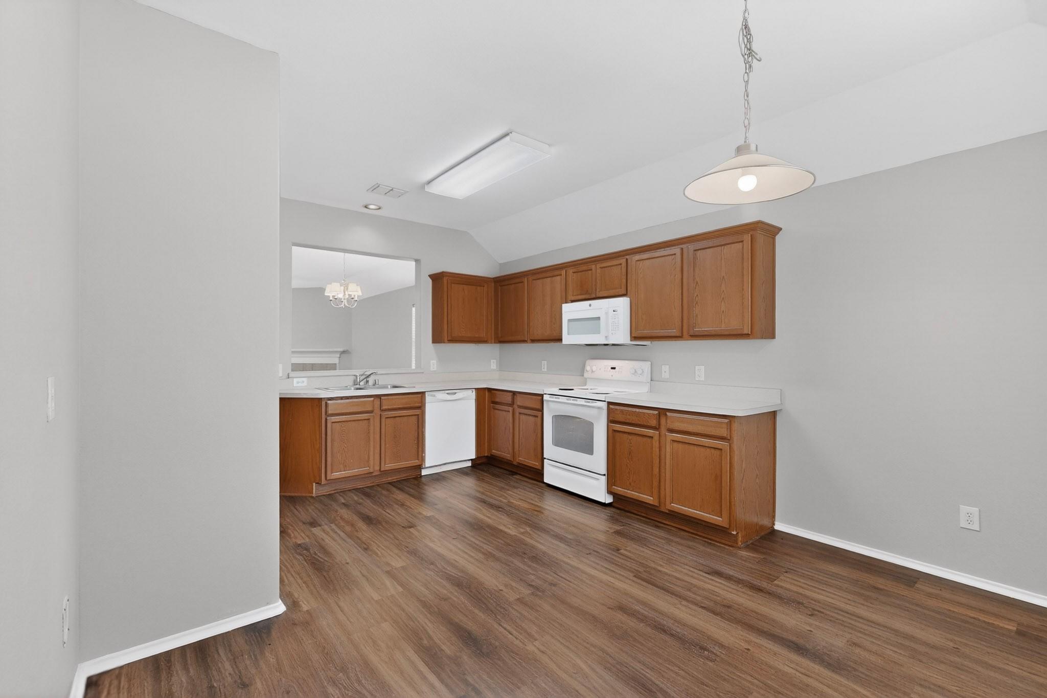 property viewer photo 6