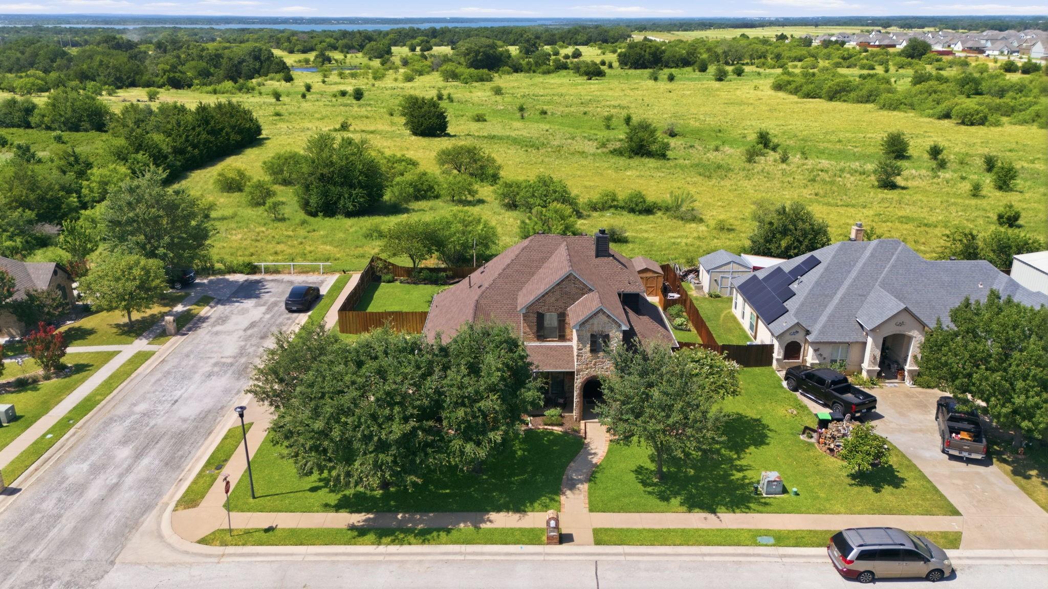 main property photo 34