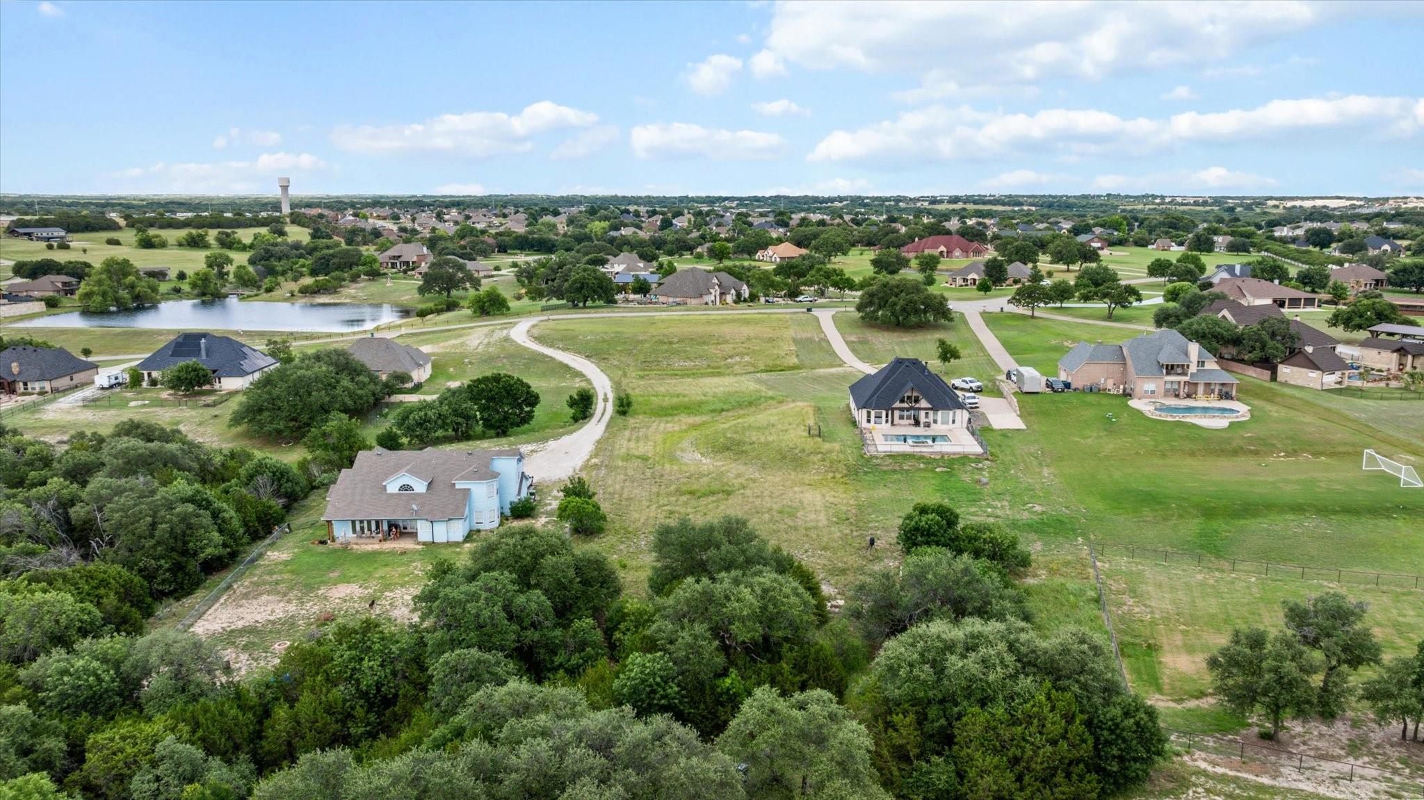 main property photo 7