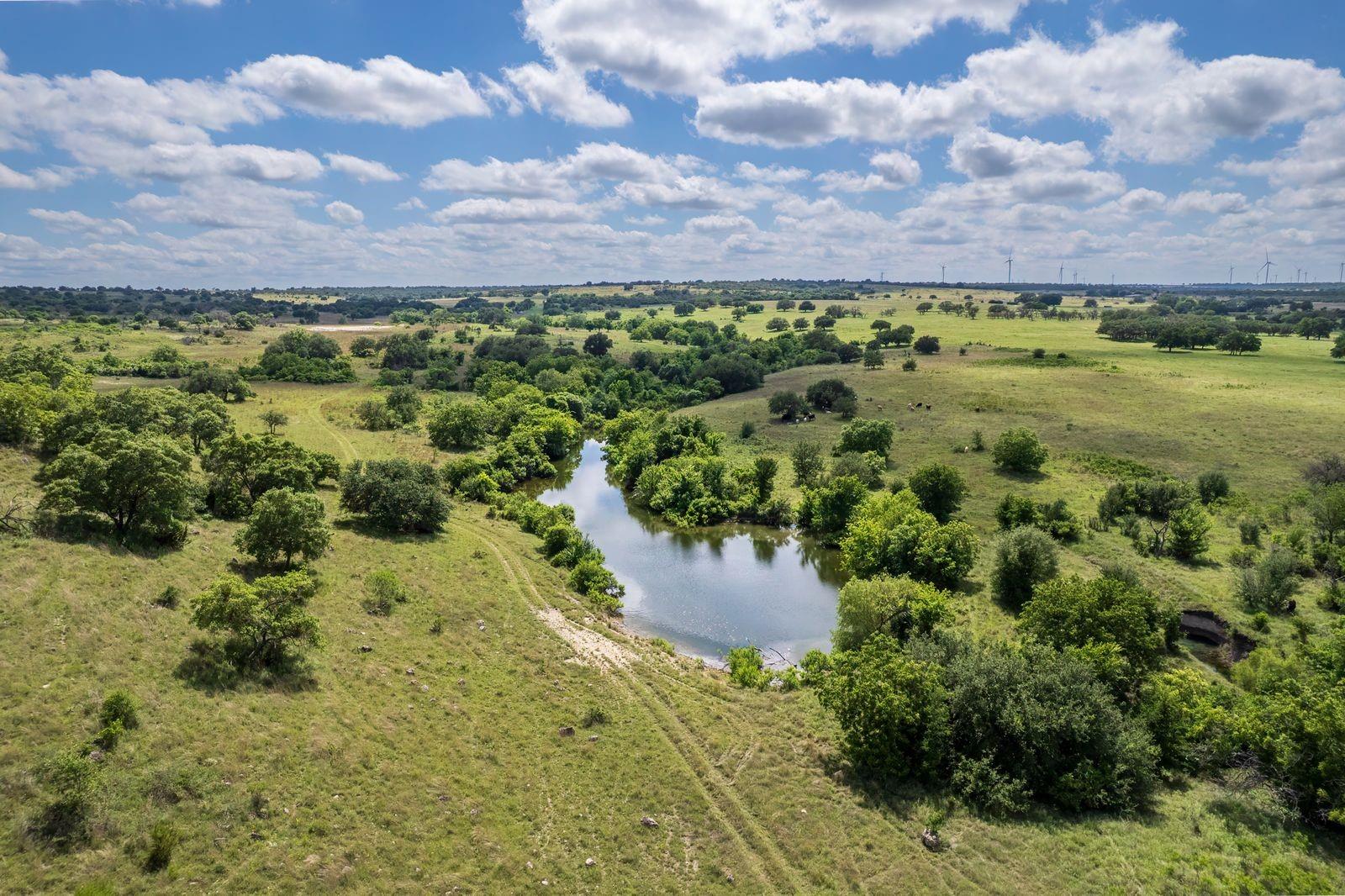 main property photo 10