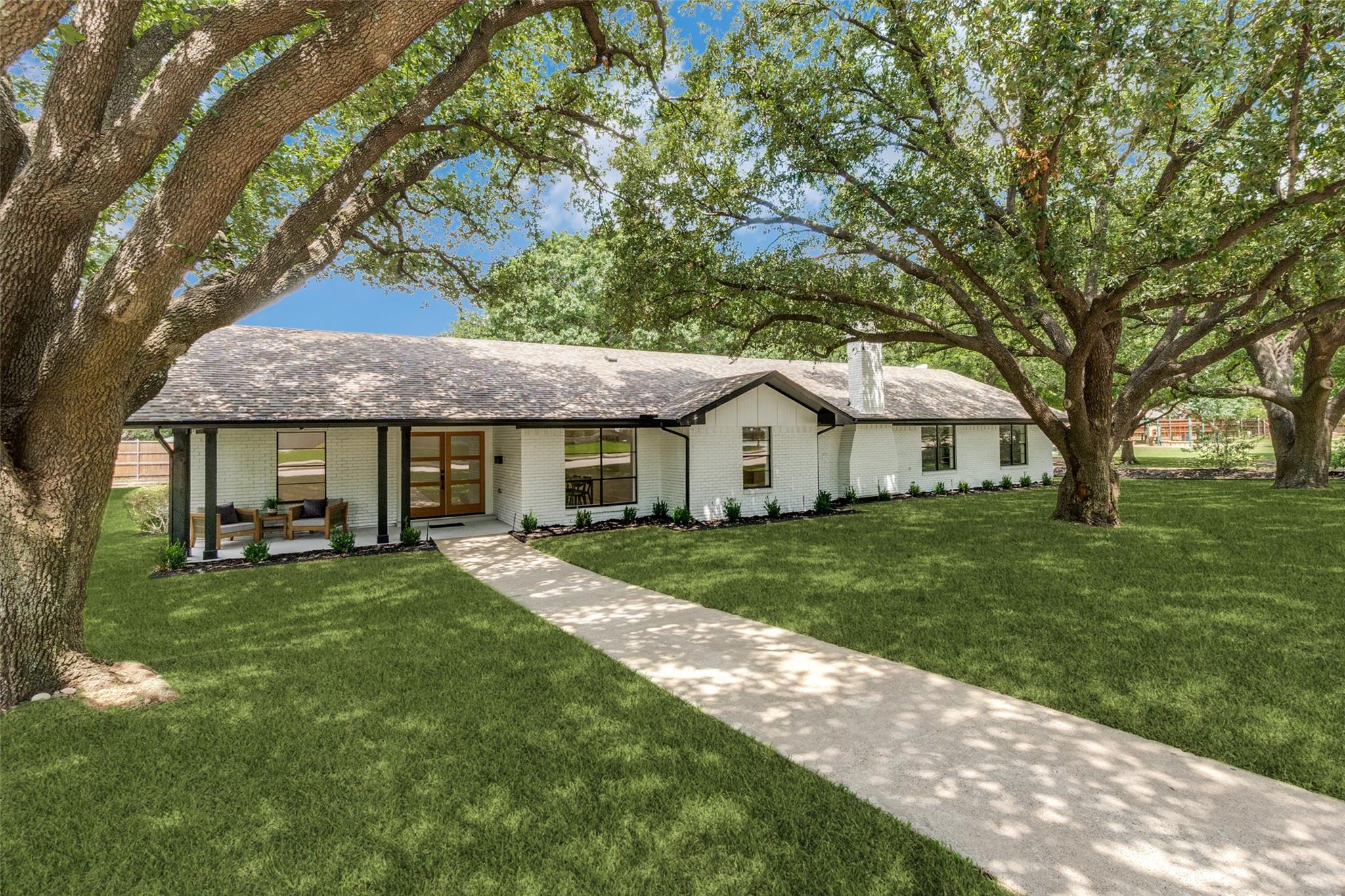property viewer photo 1