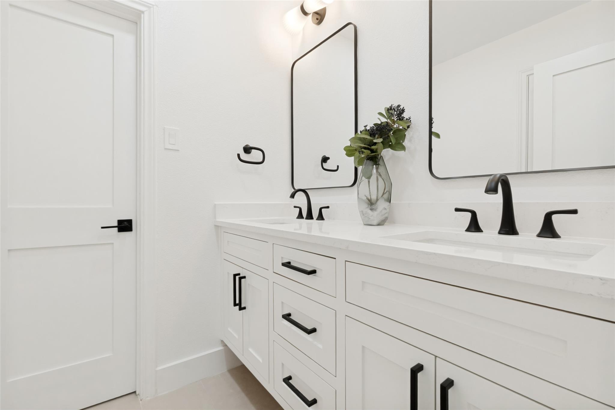 property viewer photo 17