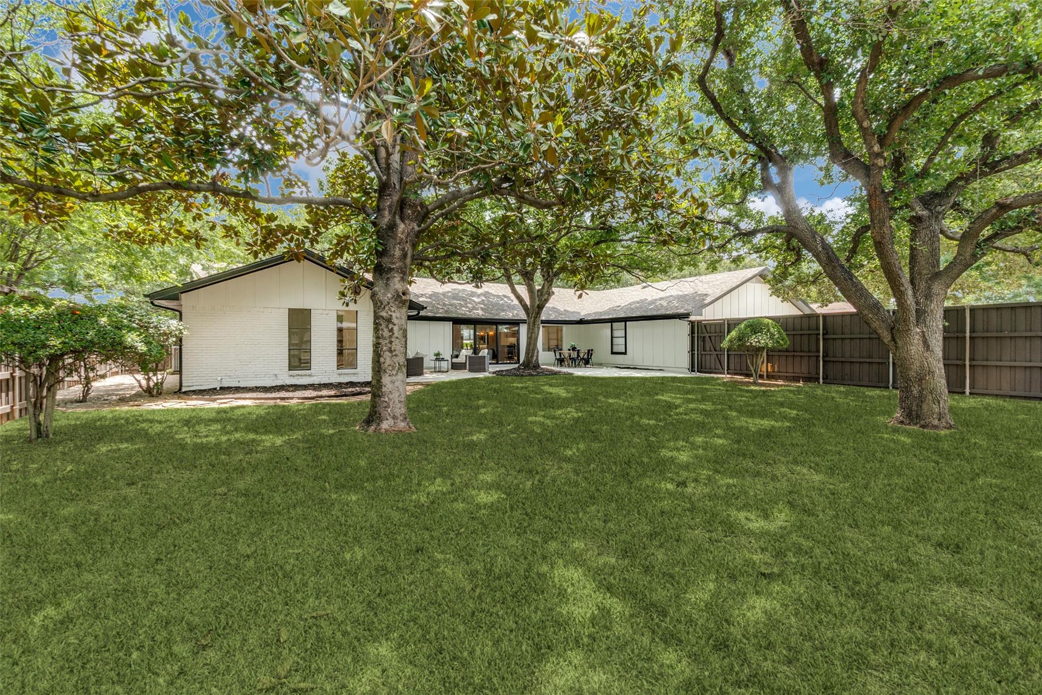 property viewer photo 21