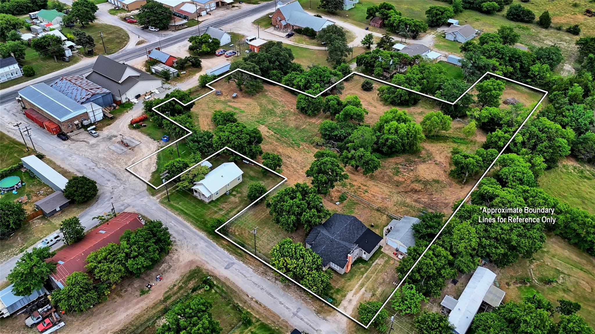 main property photo 22