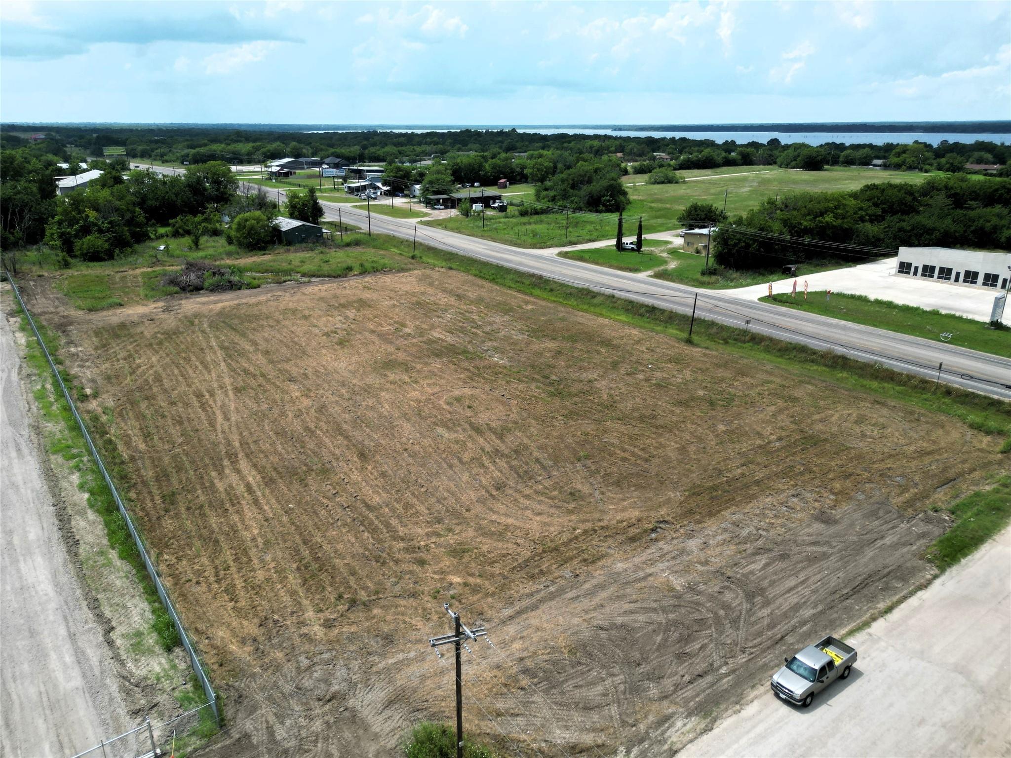 main property photo 3