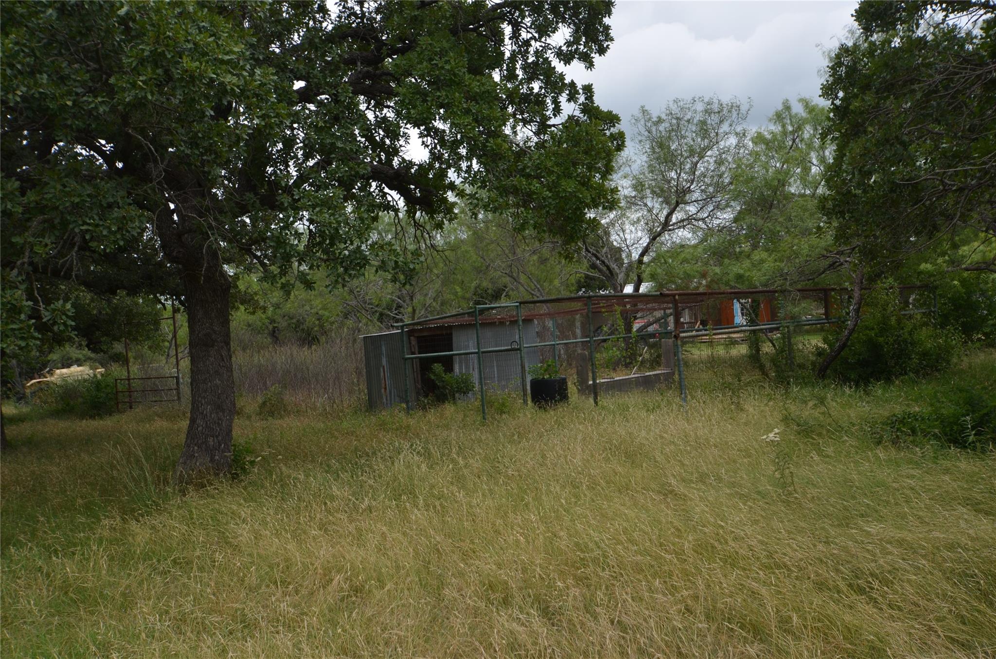 main property photo 19
