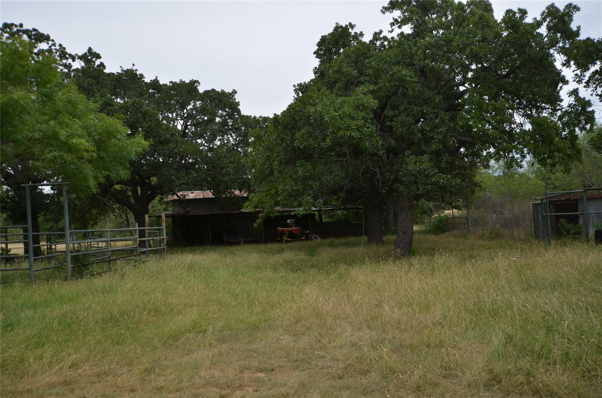 main property photo 20