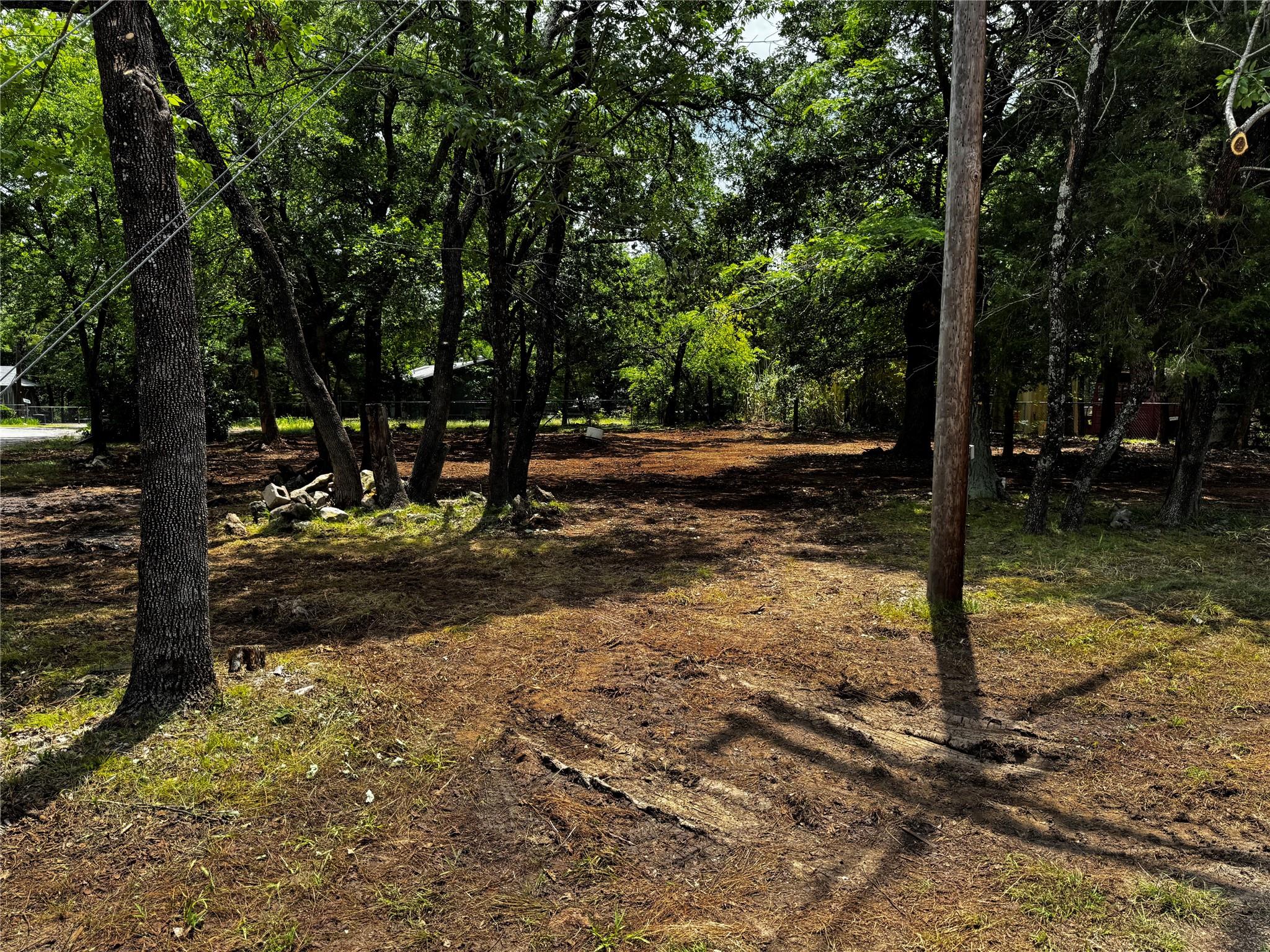 main property photo 13