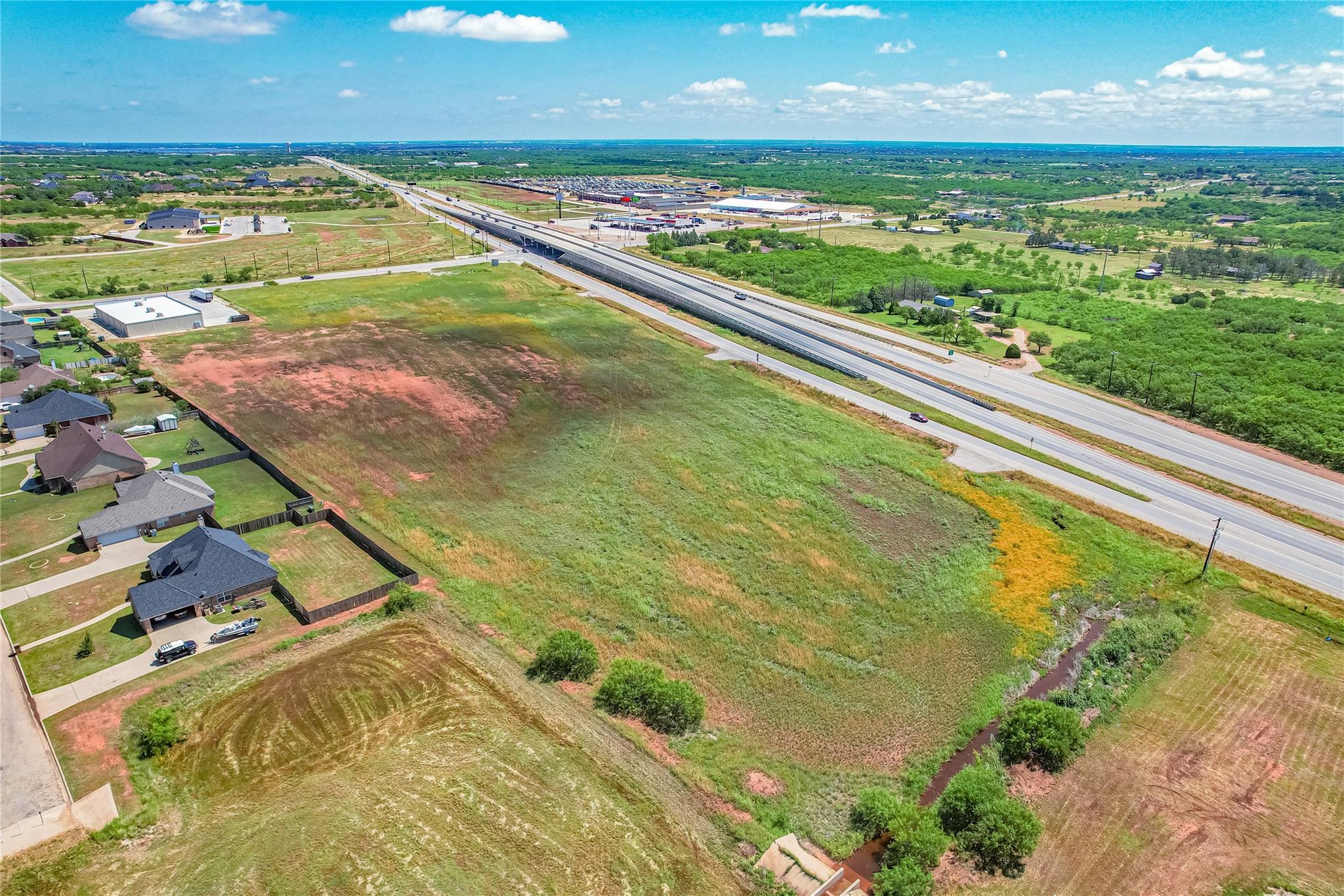 main property photo 7