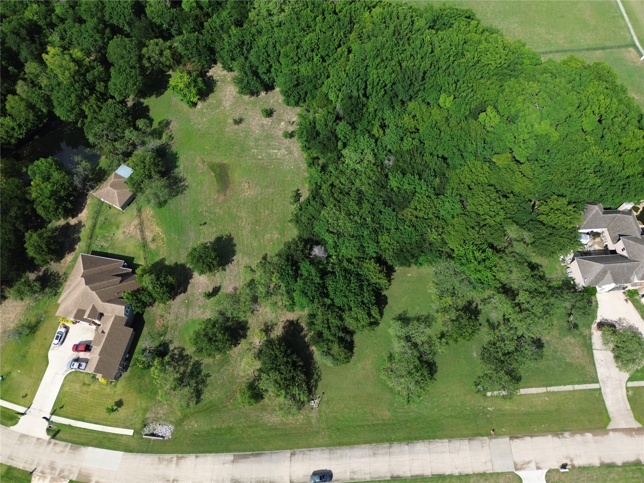 main property photo 14