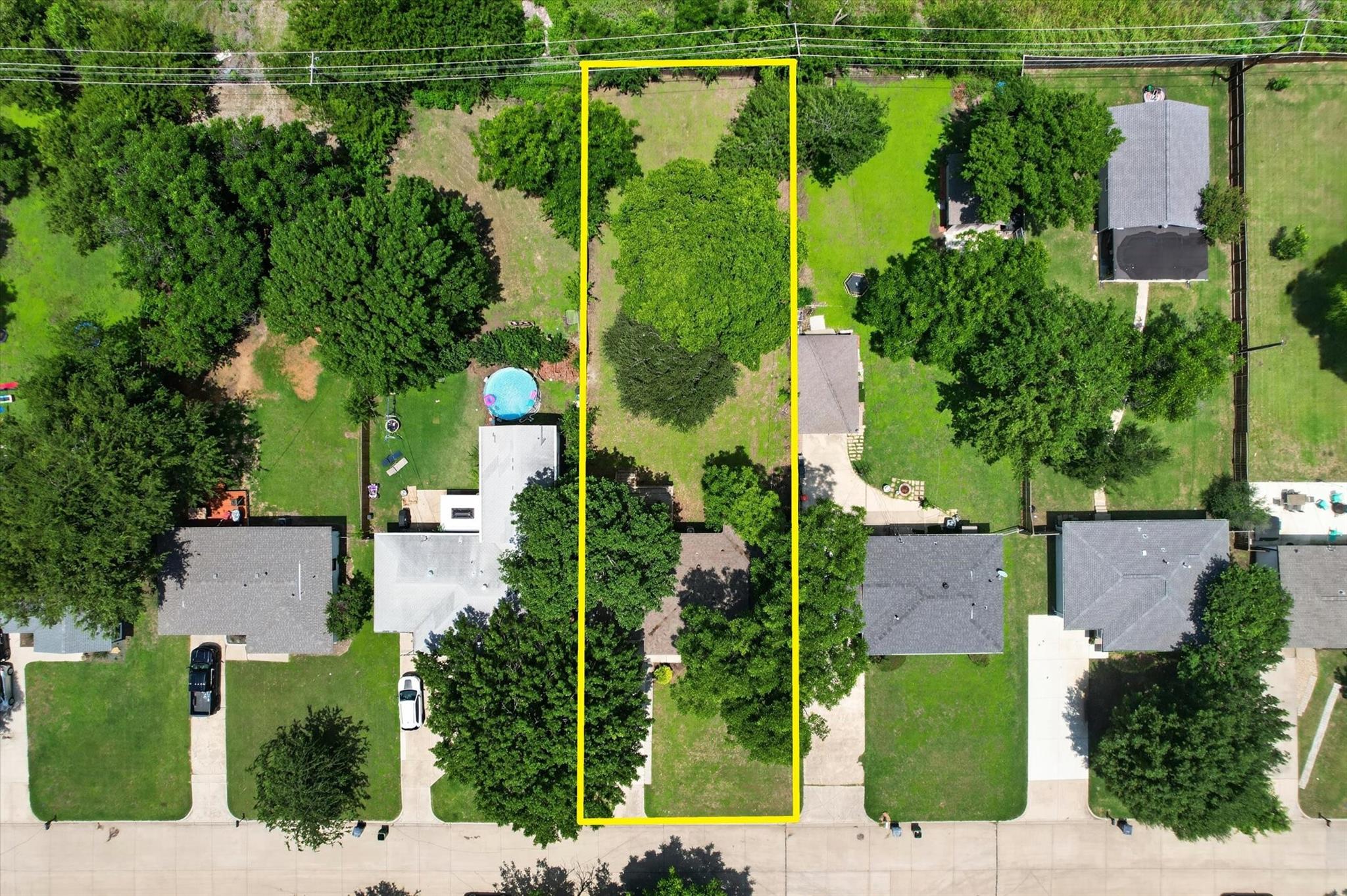 main property photo 20