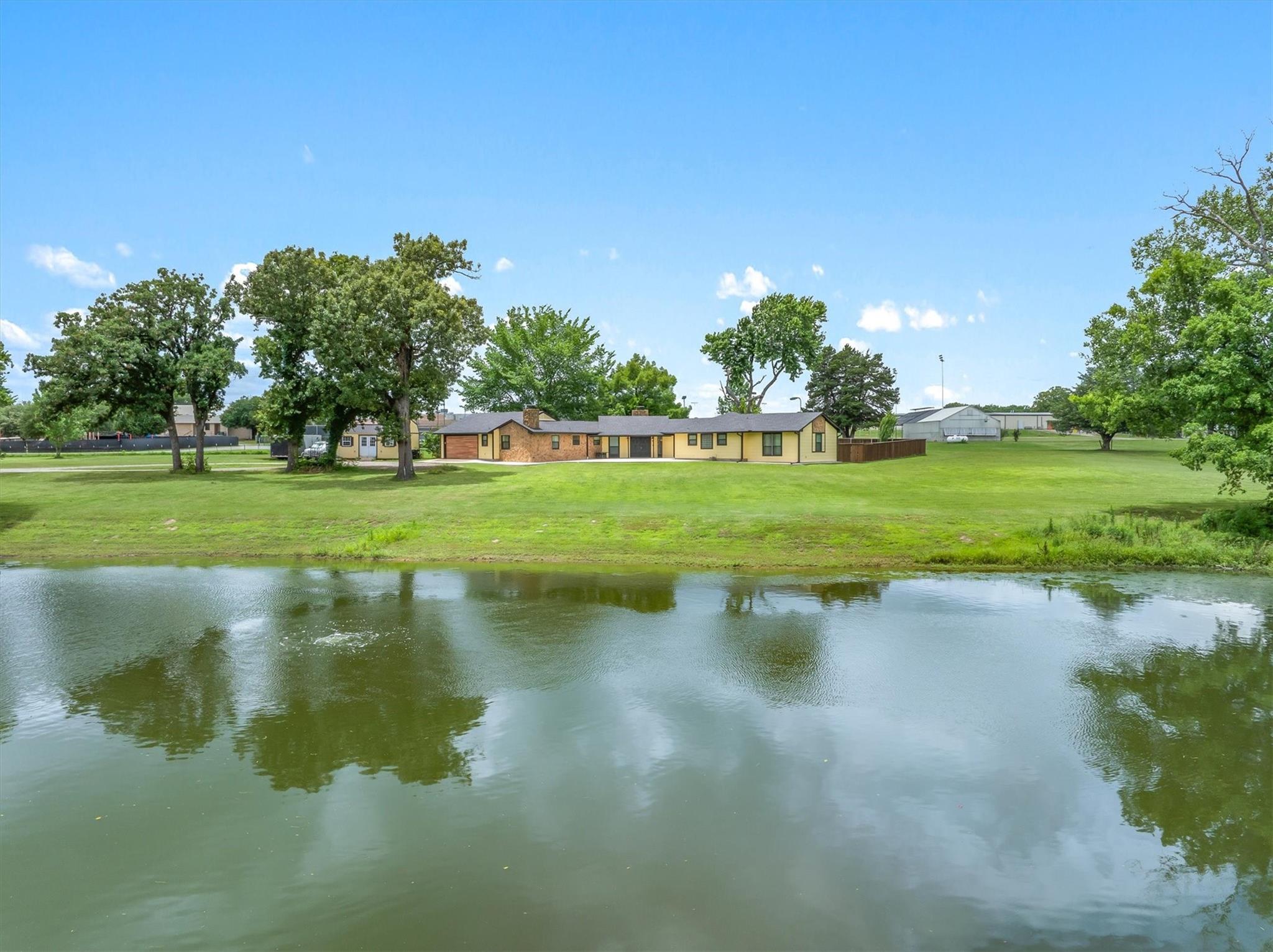 main property photo 27