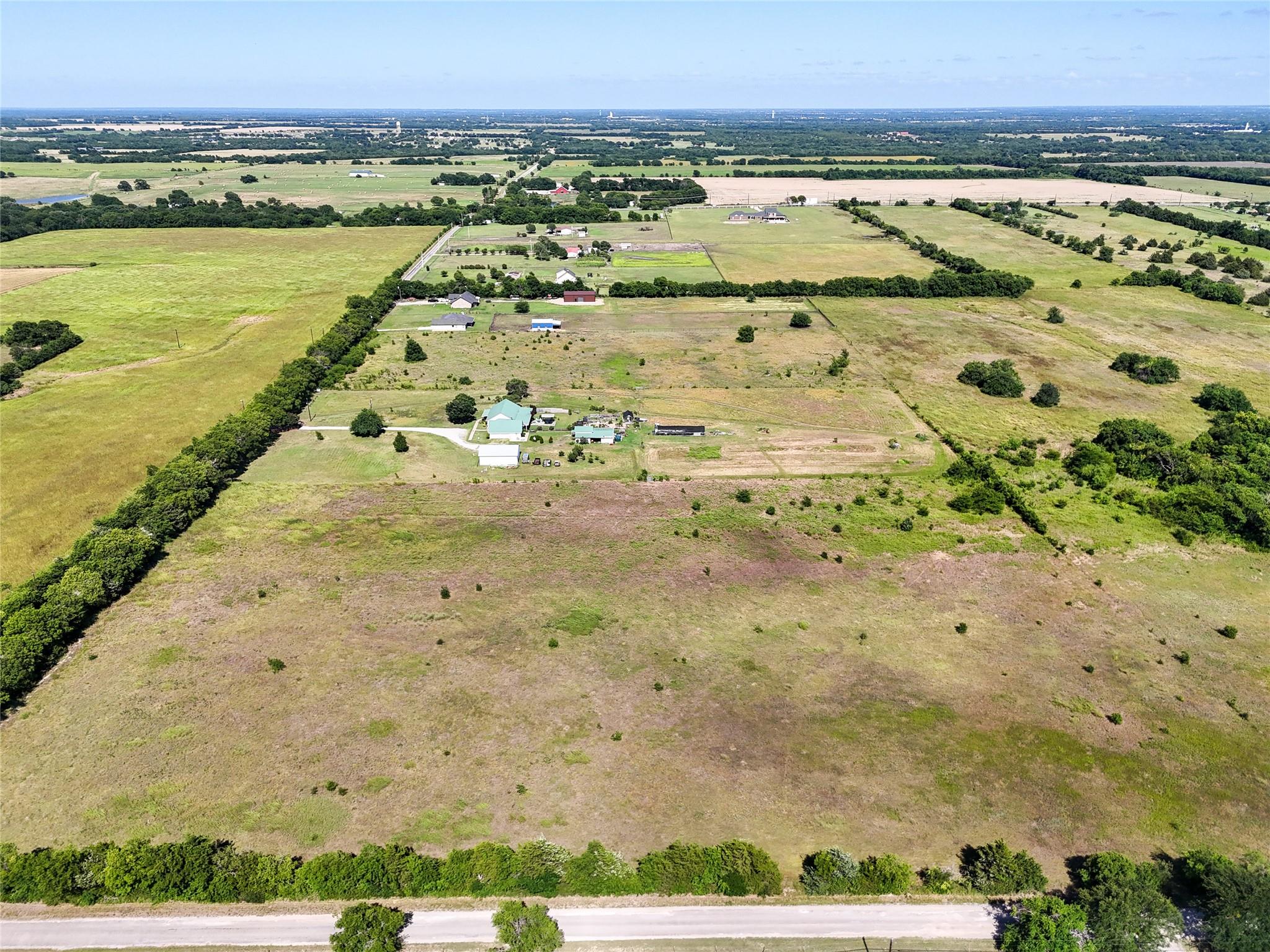 main property photo 13