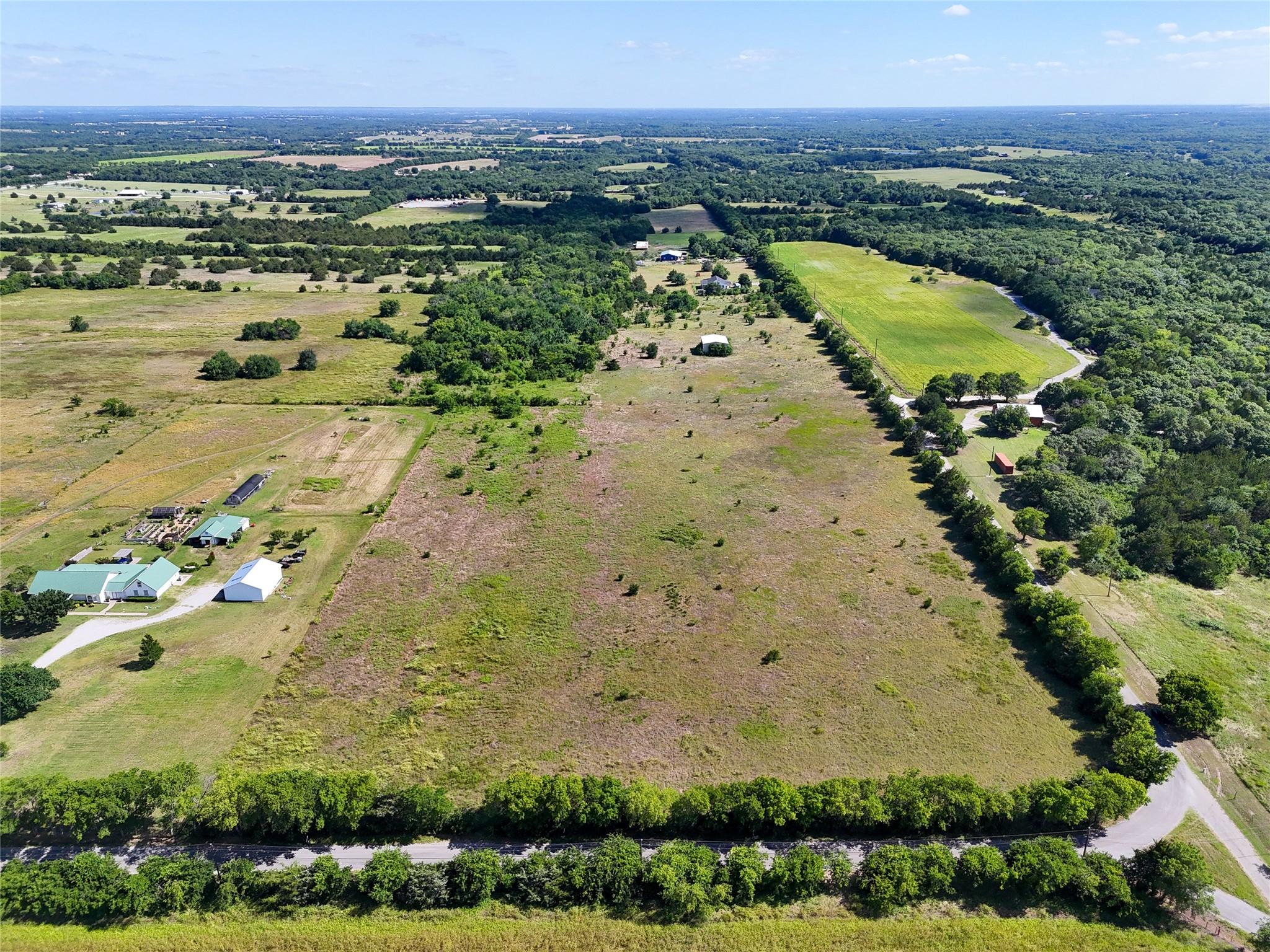 main property photo 4