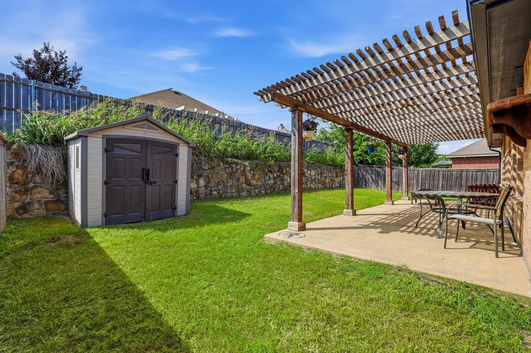 main property photo 21