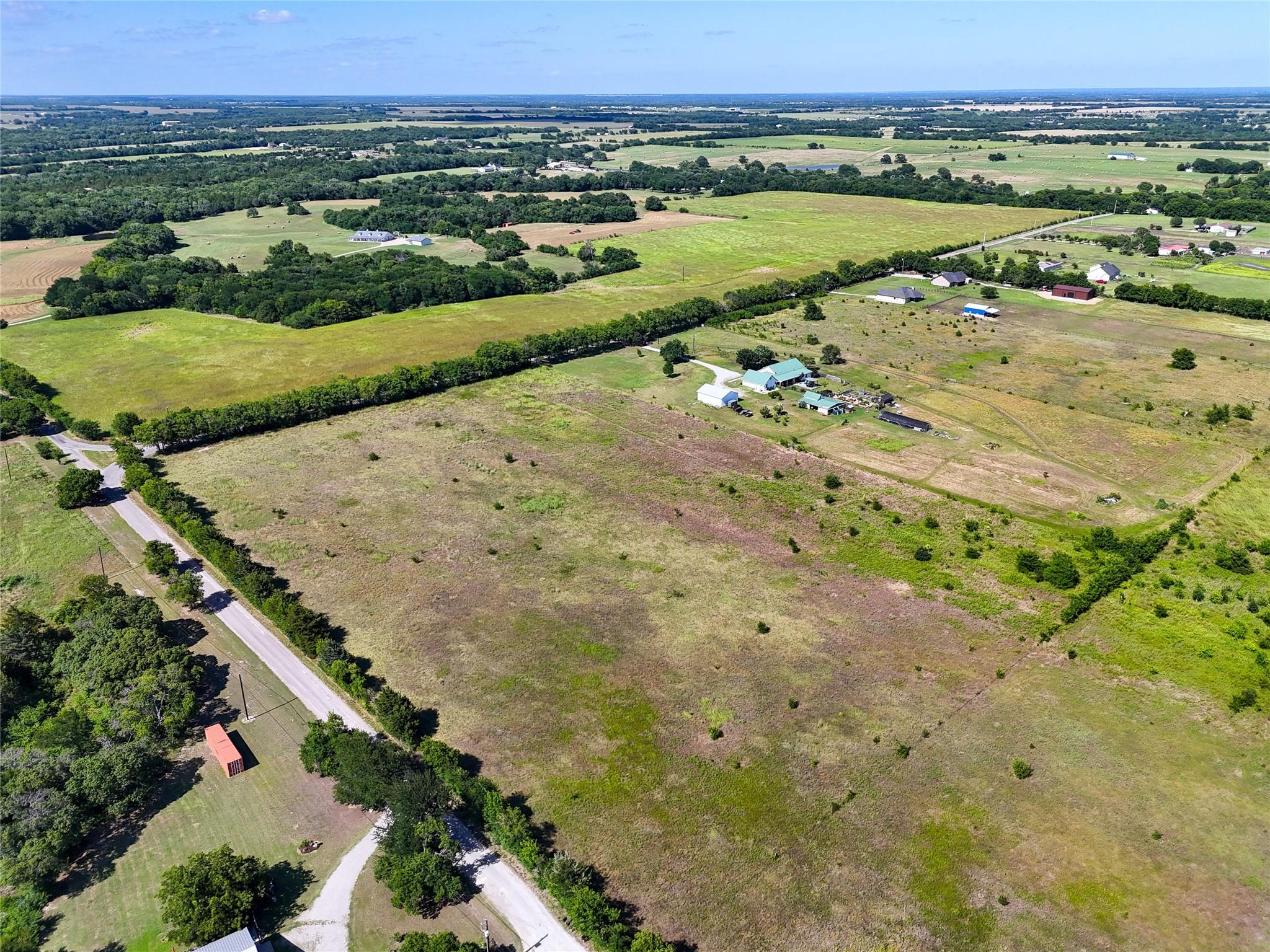 main property photo 10