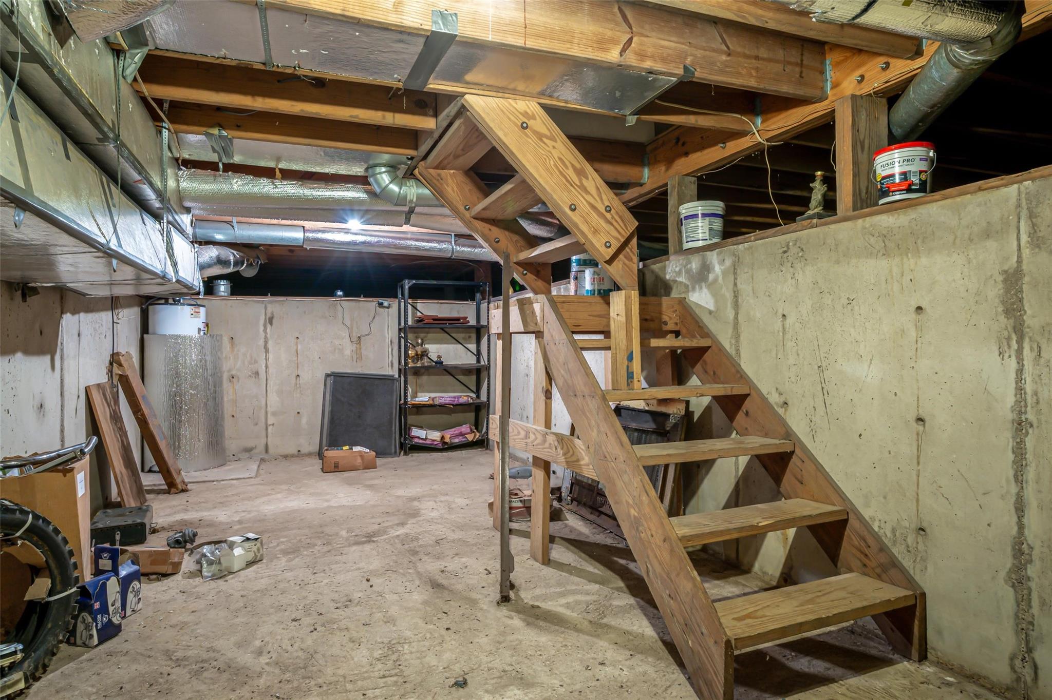 main property photo 12